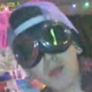 Meet your Posher, Dylan